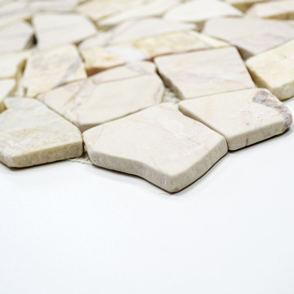 Mosaico cantera Ciot crema dorado pulido con estructura marmol aspecto cantera
