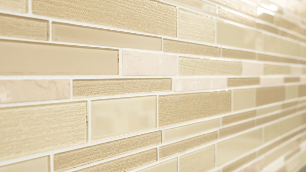 Mosaique composite verre mosaique pierre mix beige mix translucide aspect composite brillant
