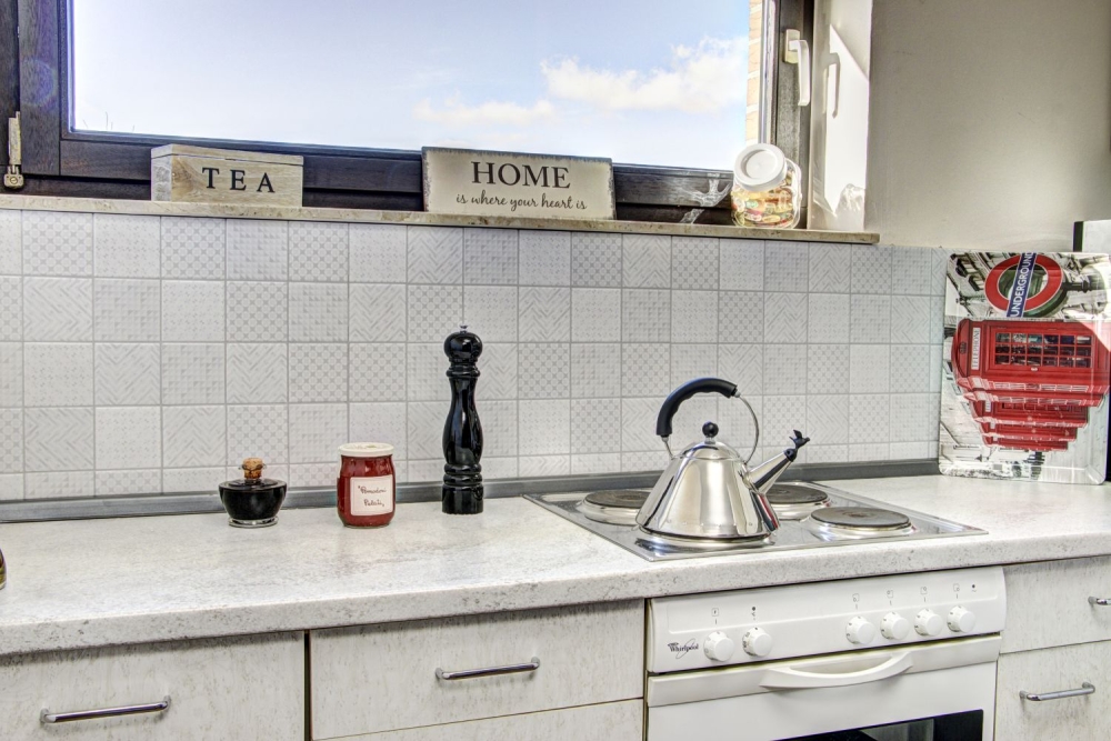 Mosaico quadrato Geo Grey in ceramica effetto retro grigio lucido