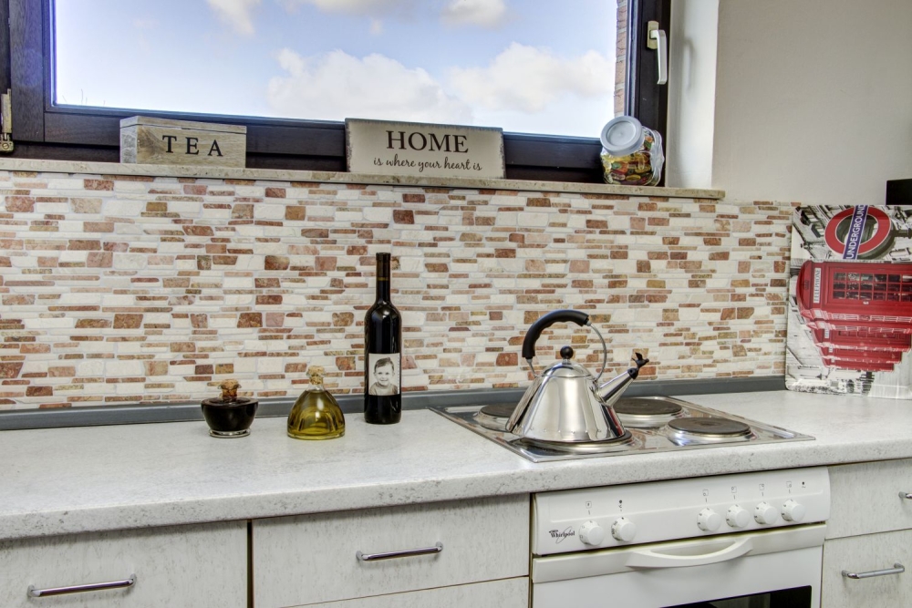 Mosaik Brickmosaik mix Biancone Rosso Marmor Mauerverbandoptik beige rot matt