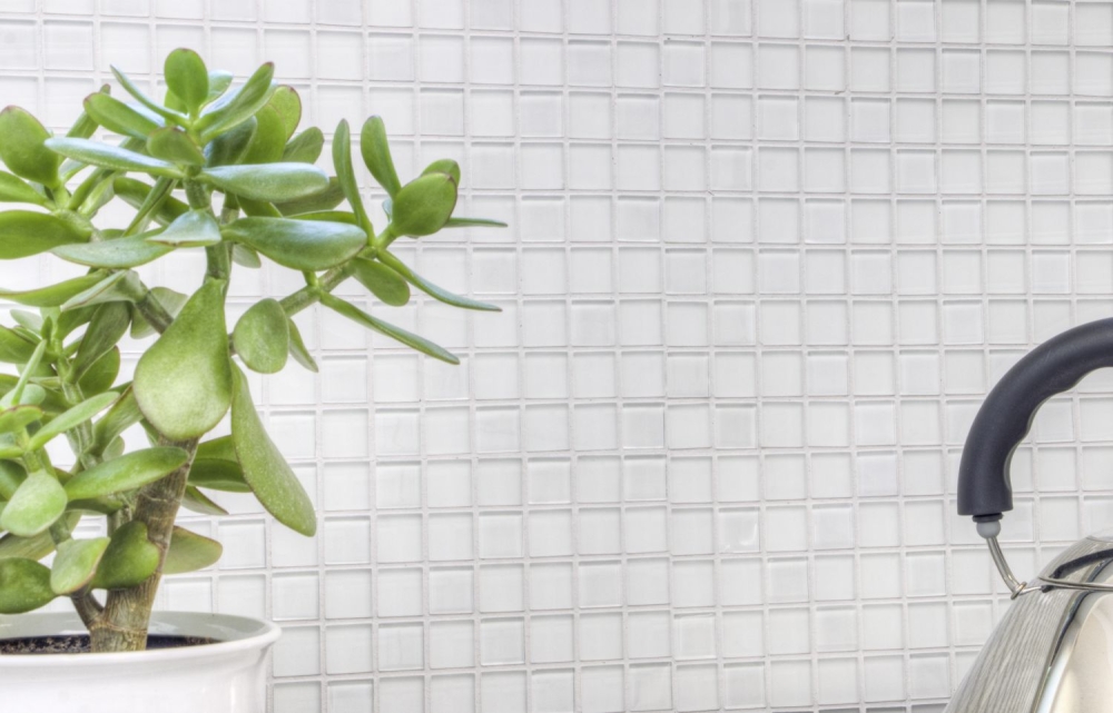 Mosaik Selbstklebend Quadrat Glasmosaik mix weiß matt Transluzent