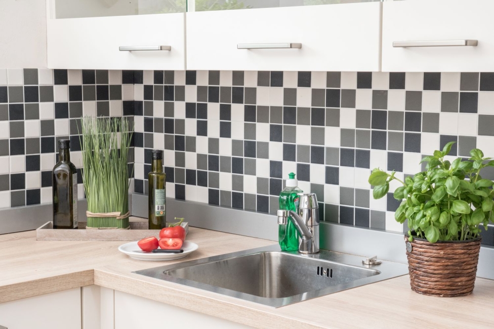 Mosaique Carre mix noir blanc metal Ceramique mat R10B