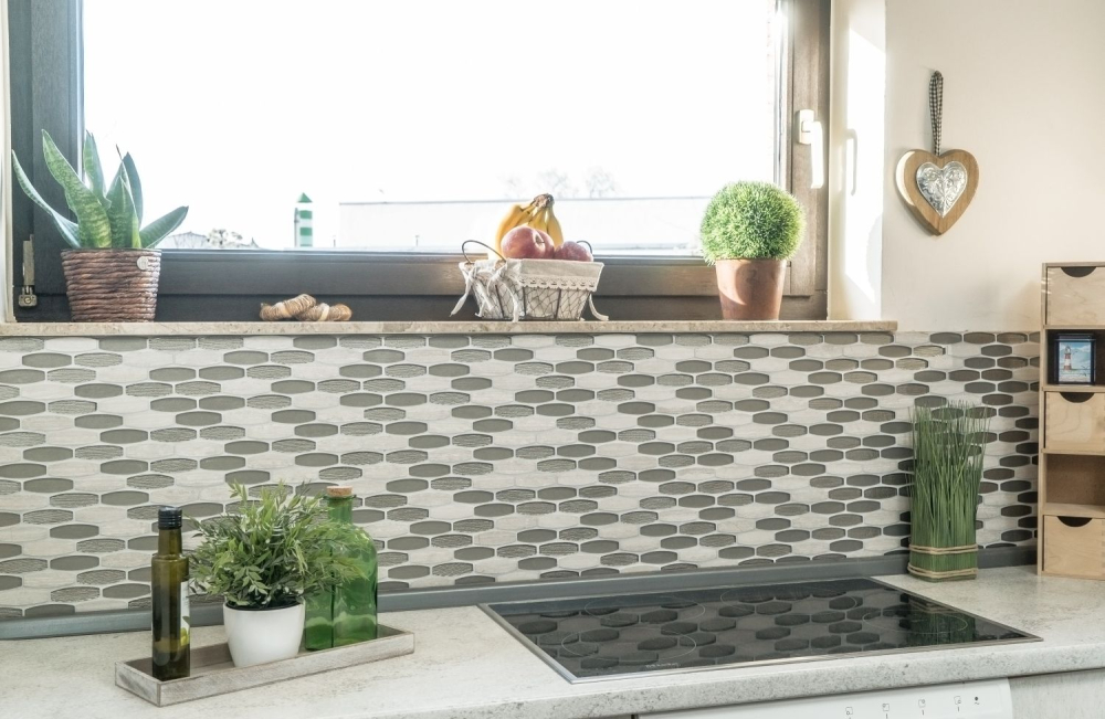 Mosaique forme bateau Mosaique de verre pierre mix gris mix translucide brillant