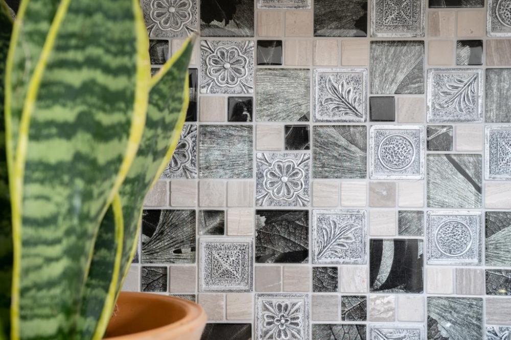 Mosaique combinaison mosaique de verre Resin mix argent avec Ornament Mix translucide aspect ornemental brillant