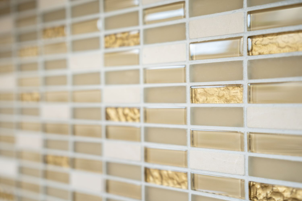 Mosaik Stäbchen Glasmosaik Stein mix weiß matt gold Mix Transluzent Kreuzverbandoptik glänzend