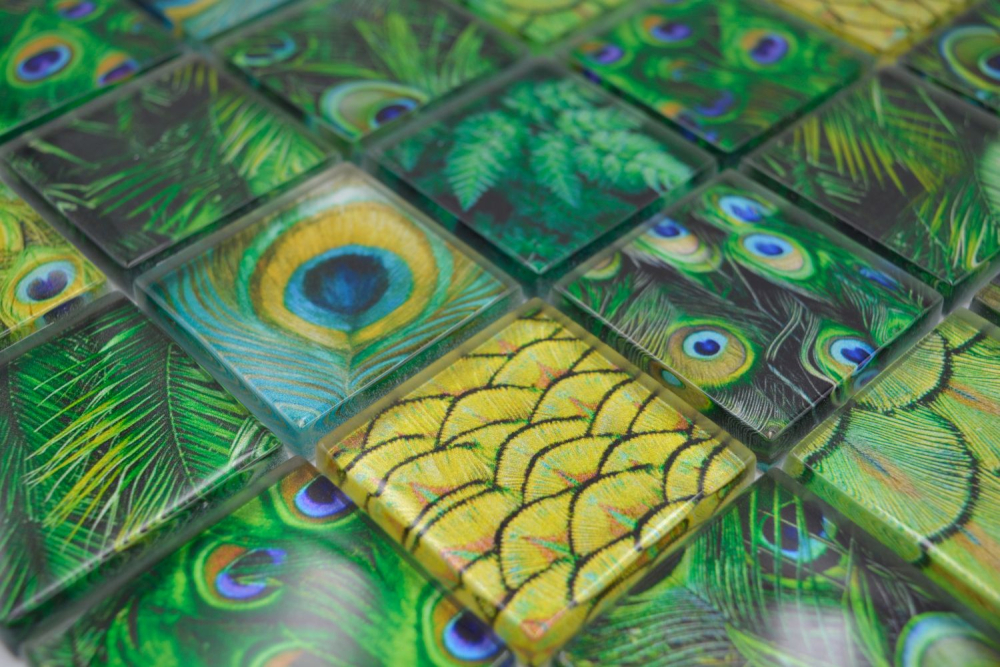 Mosaico cuadrado de vidrio mosaico vida silvestre verde translucido mirada verde brillante