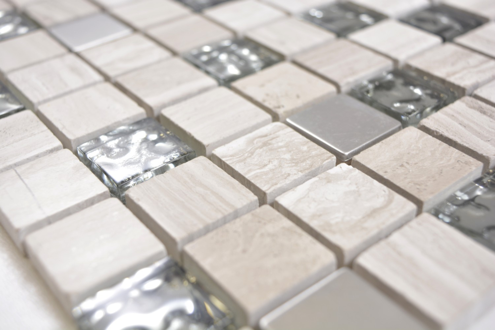 Mosaikfliesen Natursteinmosaik Rustikal Glasmosaik Edelstahl grauweiß silber klar