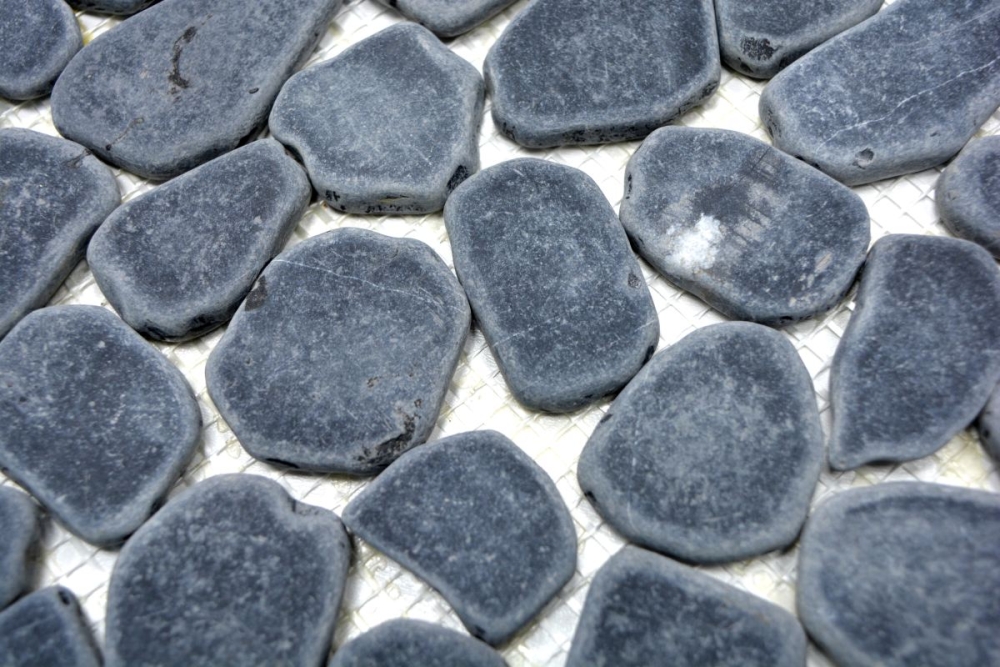 Flusskiesel Steinkiesel Steinboden geschnitten flach grau anthrazit schwarz 30-0302