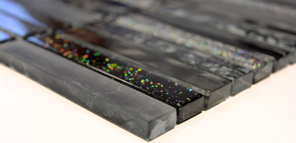 Batonnets de mosaique Mosaique de verre Night black translucide aspect croise noir brillant