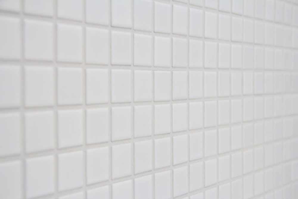 Keramikmosaik weiß matt Badewannenverkleidung Küchenfliese 18-0111
