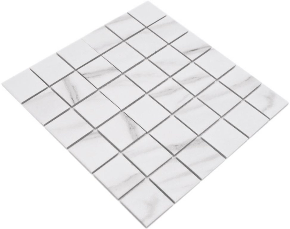 Mosaico cuadrado de ceramica Calacatta efecto piedra blanco beige mate