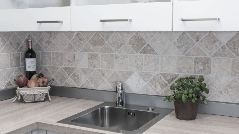Fliese Chiaro Antique Travertin beige matt R10C