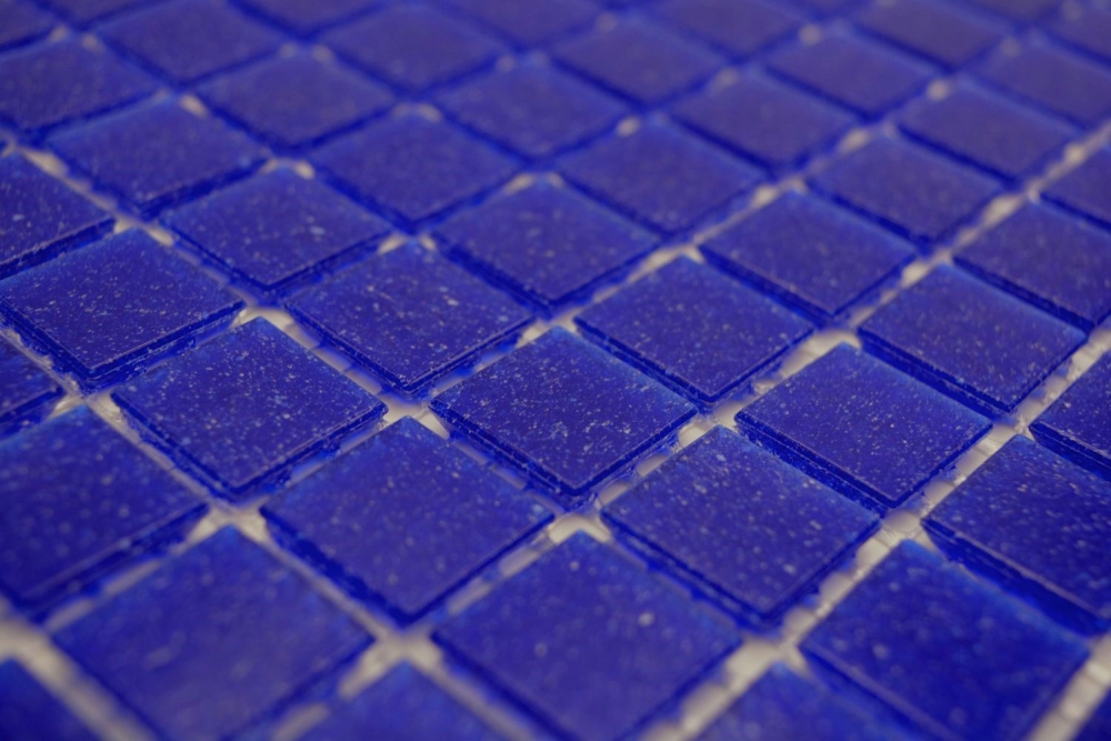 Schwimmbad Mosaik Fliese Poolmosaik Glasmosaik  Ultramarinblau Dunkelblau Spots