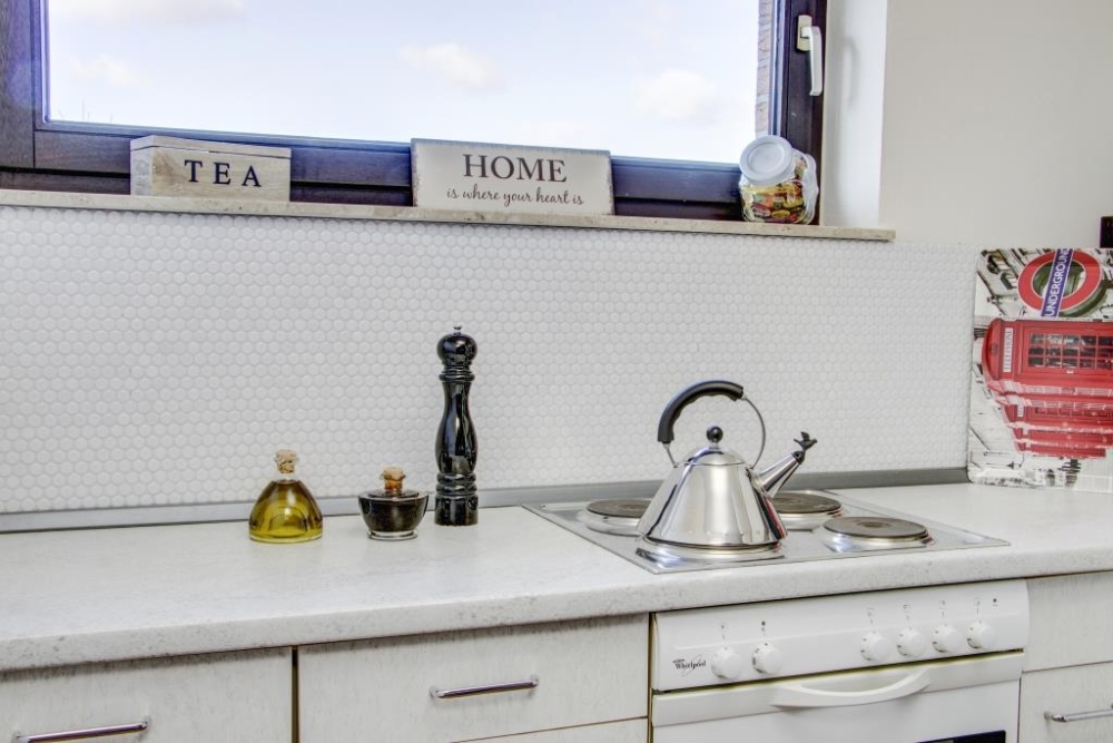 Pomo mosaico uni blanco ceramica brillante aspecto redondo