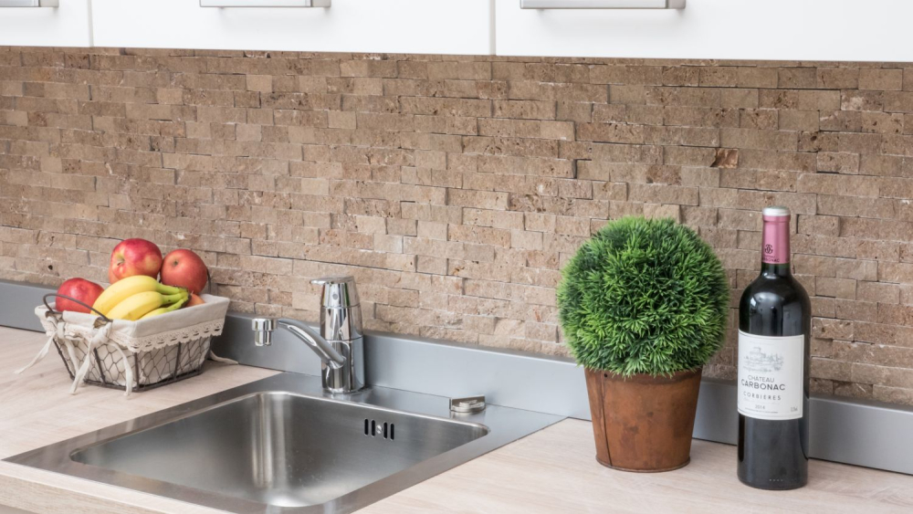 Mosaico Ladrillo Splitface Noce travertino 3D aspecto albanileria nogal mate