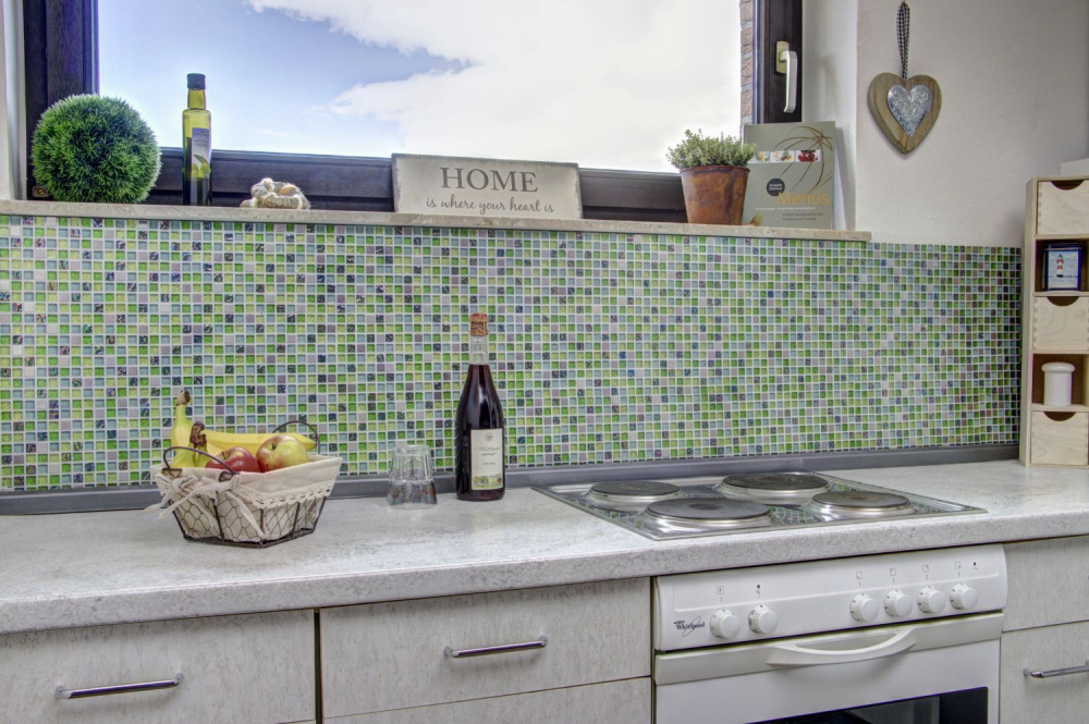 Mosaico cuadrado vidrio mosaico acero mezcla verde mezcla translucido acero inoxidable brillante