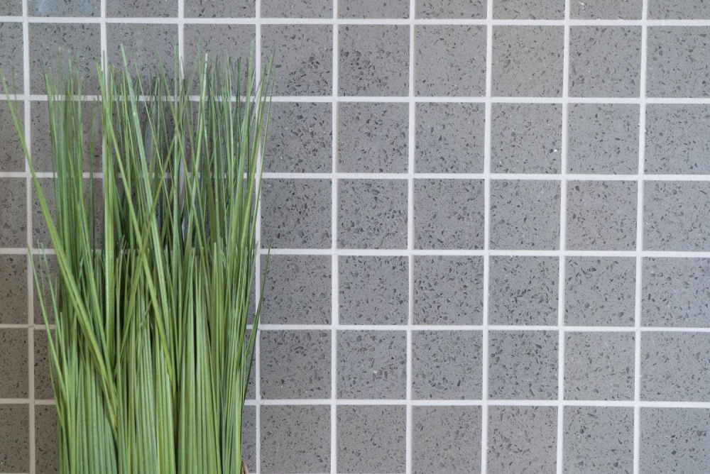 Mosaique de pierre artificielle Mosaique de quartz Artificial gris scintillant Carrelage mural - 46-ASM43 - Kopie