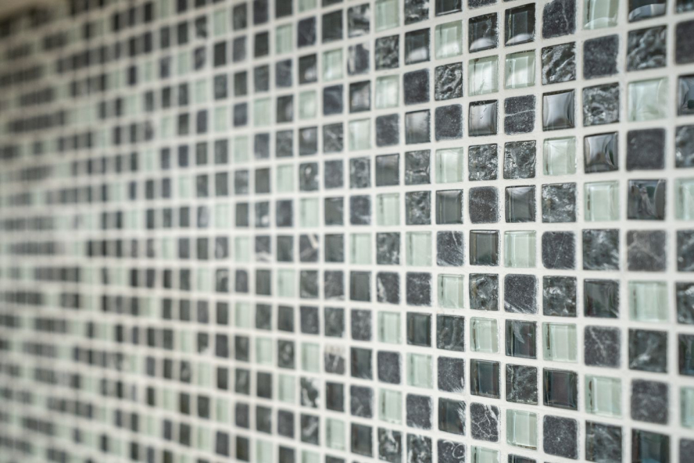 Mosaico cuadrado de vidrio mosaico de piedra mezcla gris translucido brillante