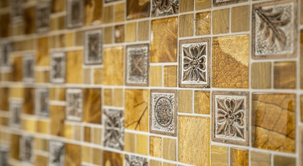 Mosaique combinaison mosaique de verre Resin mix or avec Ornament Mix translucide aspect ornemental brillant