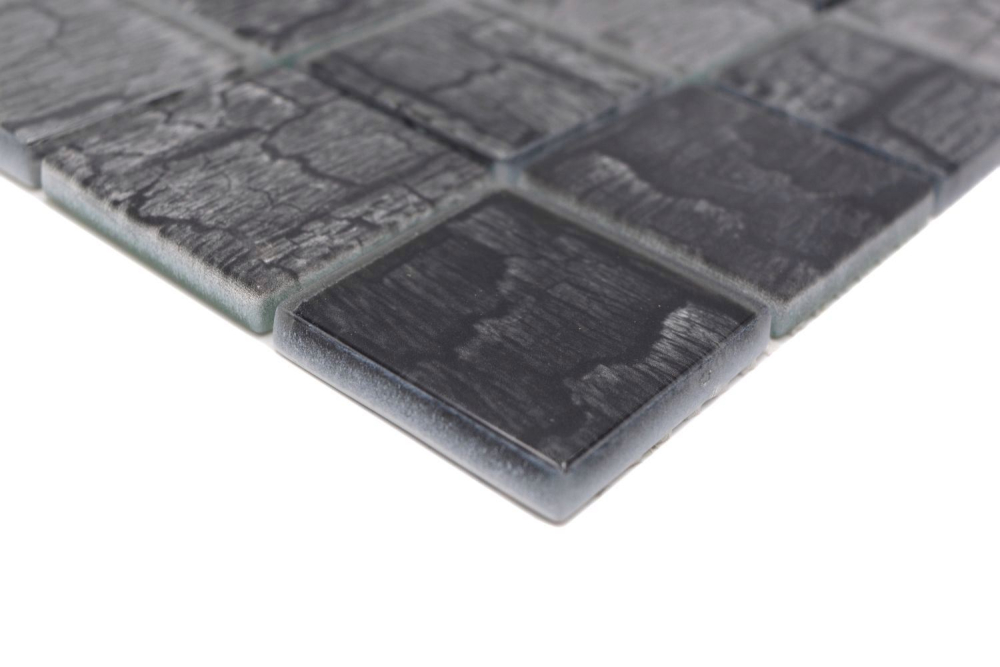Mosaique Carre Mosaique de verre Petrified Forest black translucide aspect floral noir brillant