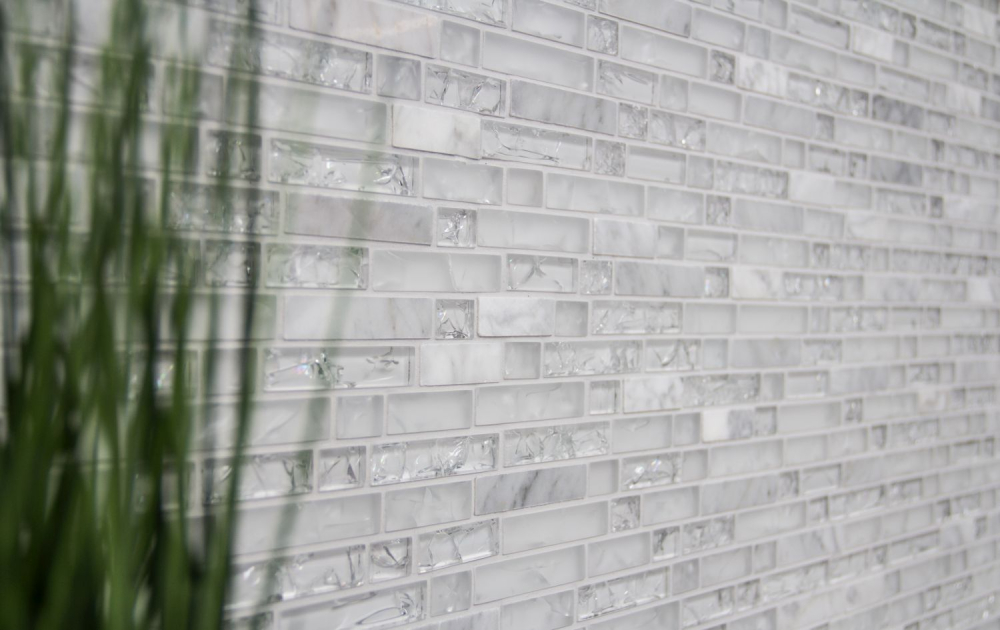 Mosaik Verbund Glasmosaik Stein mix weiß Mix Transluzent Mauerverbandoptik glänzend