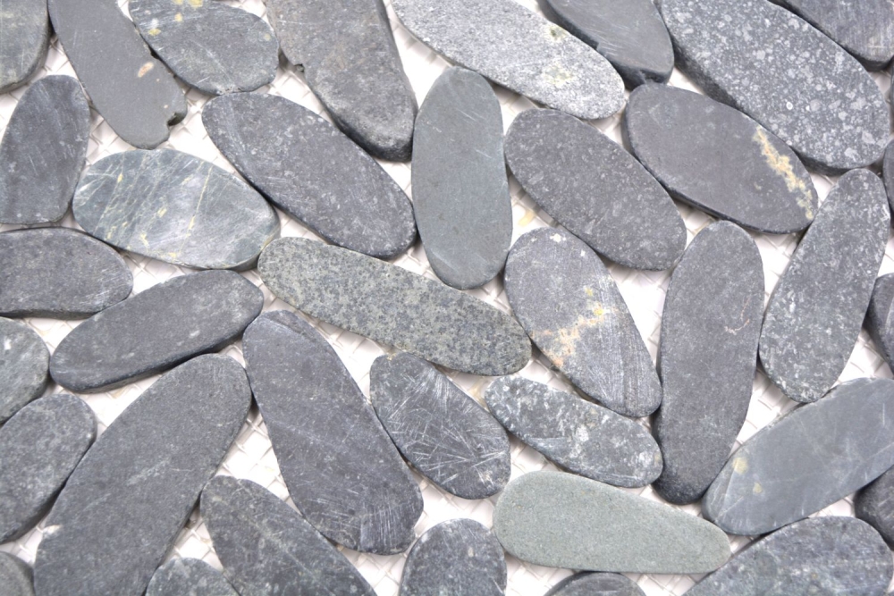 Mosaik Kieseloptik Flusskiesel schwarz matt - 10 Mosaikblaetter